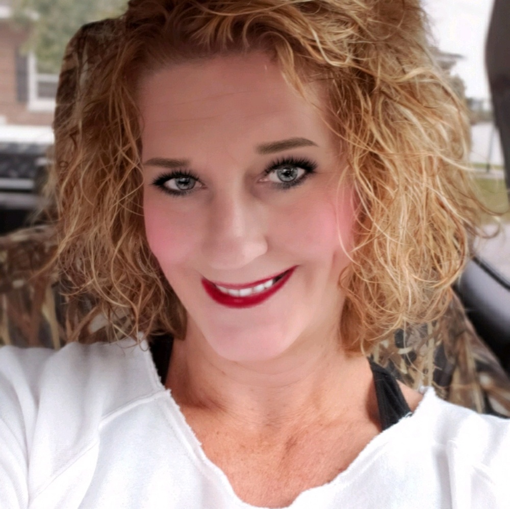 Meet your Posher, Kelly